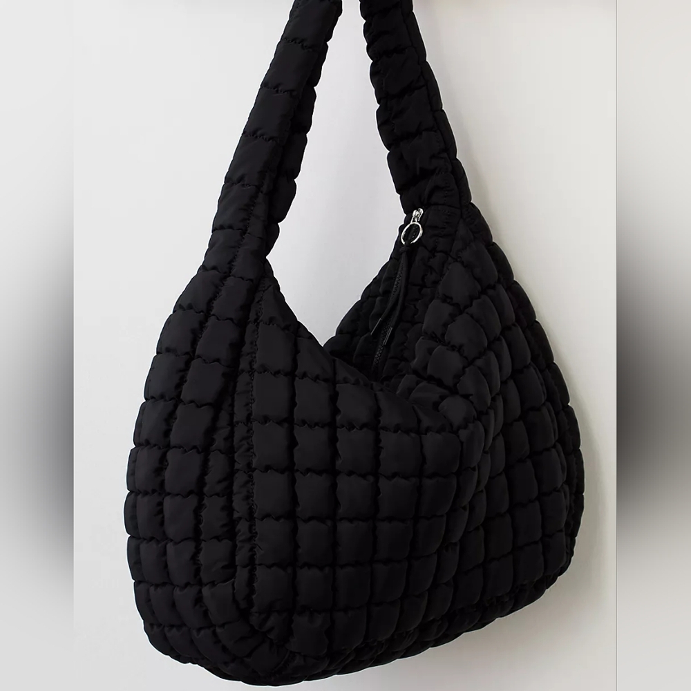 FP Movement Free People Black Quilted Carryall Shoulder Bag Tote Gym Hobo New - Picture 6 of 12